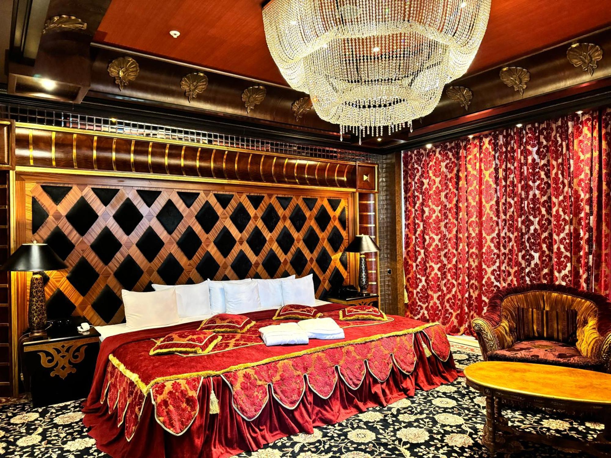 Oneplace2b Hotel