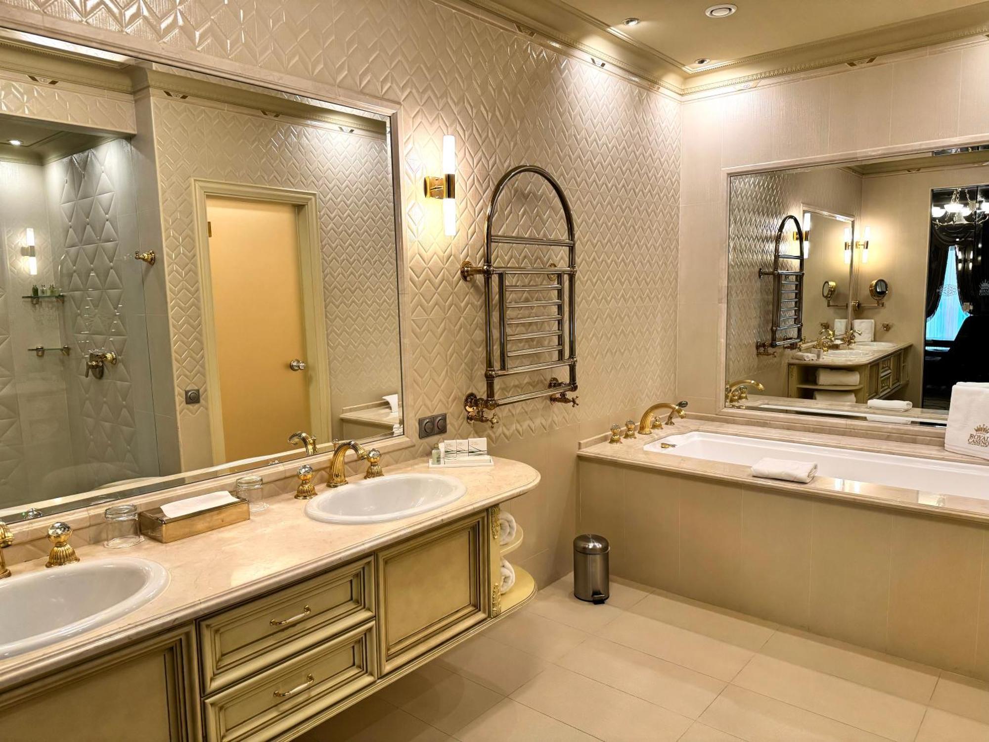 Hotel Oneplace2b 5*