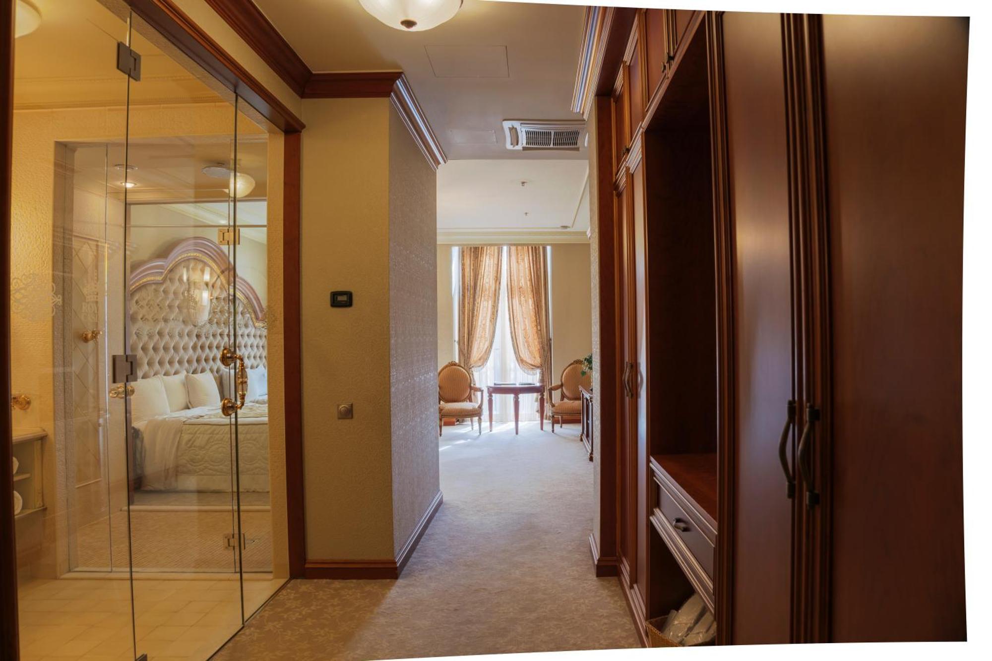 Oneplace2b Hotel